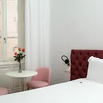Boutique Palace מלון 3*